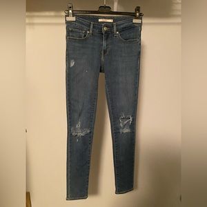 Levi’s 711 Skinny Jeans